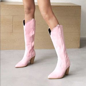 Minimalist heeled pink cowboy boots size 9
